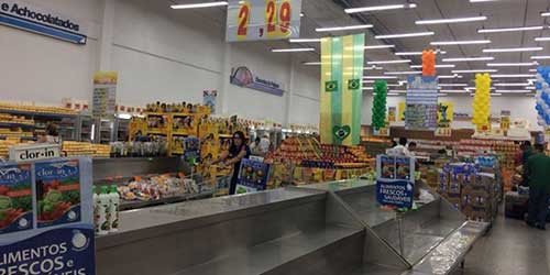 Com greve e conta da luz, prévia da inflação tem maior salto em 23 anos